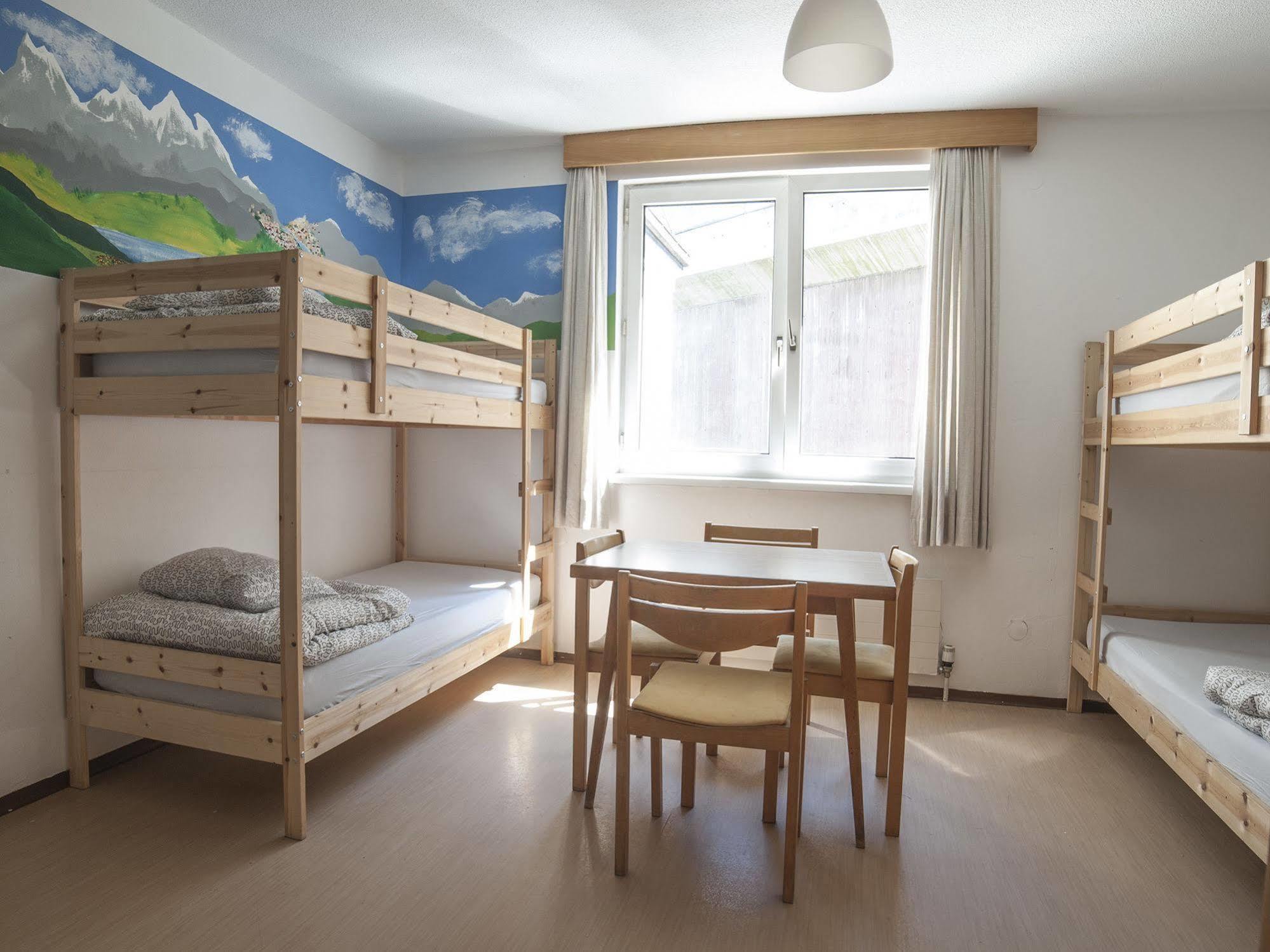 Hostel Marmota Інсбрук Екстер'єр фото